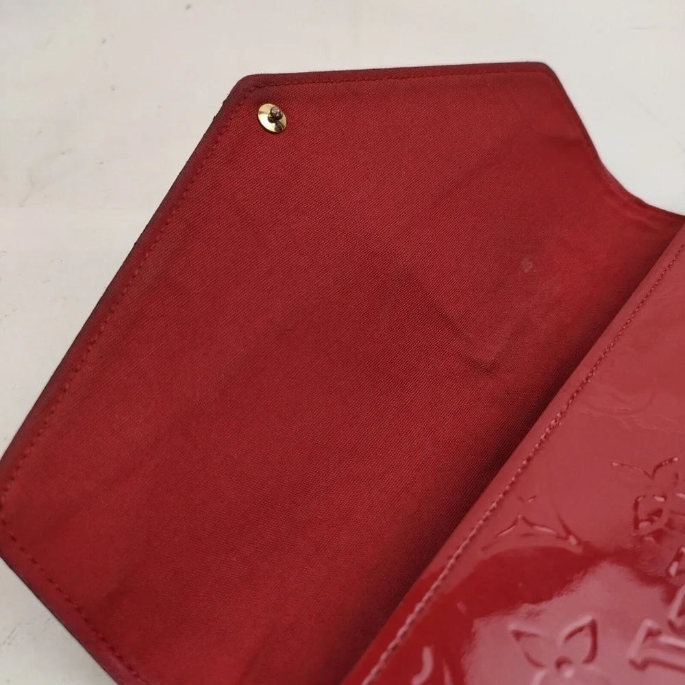 Louis Vuitton Felicie Vernis Pochette Bag